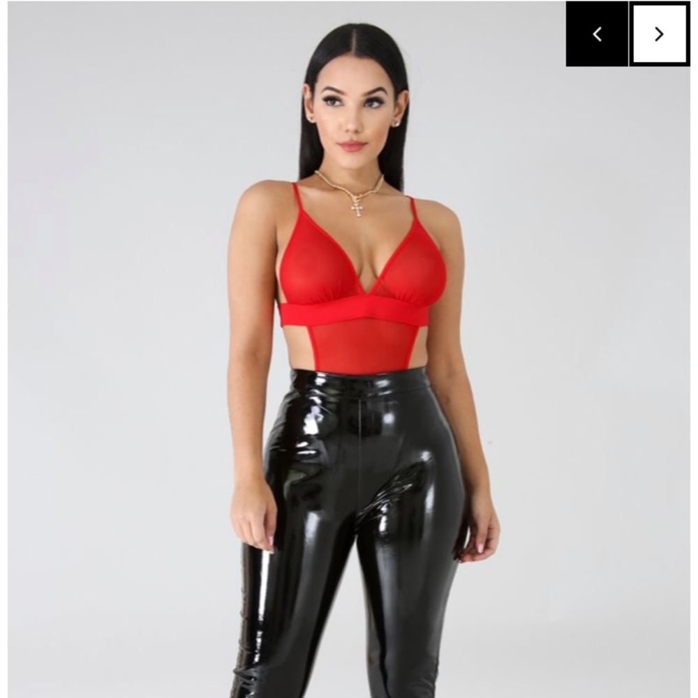 ❌SOLD❌Red caged sheer bodysuit - Picture 6 of 7